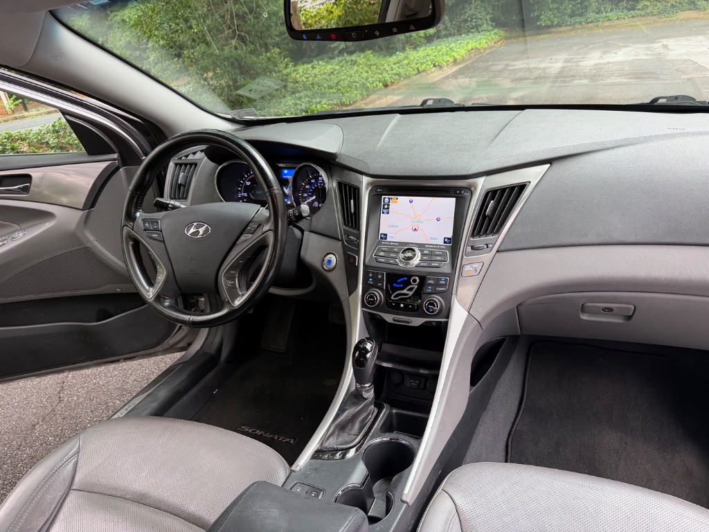 2013 Hyundai Sonata Hybrid Limited - Photo 10