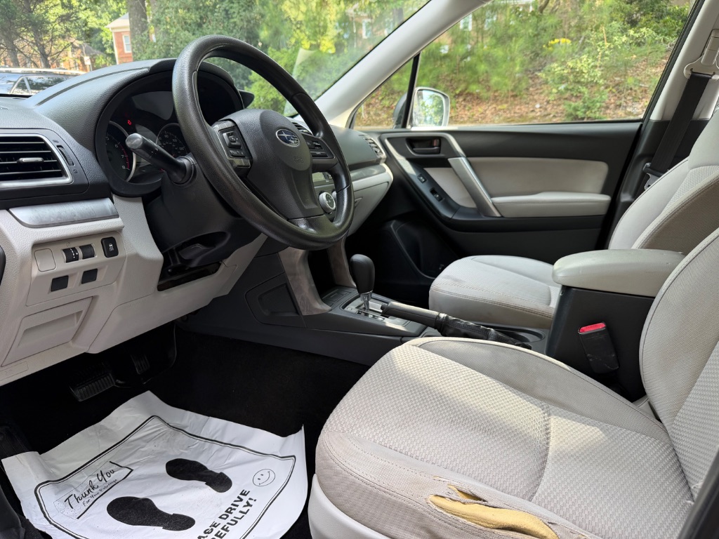 2016 Subaru Forester i - Photo 7